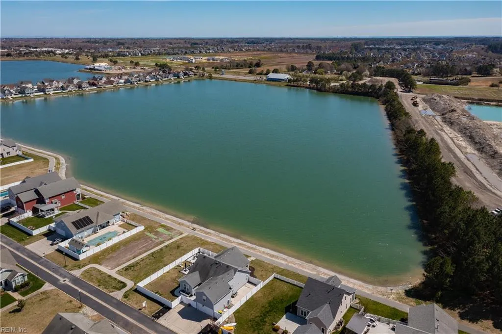 Virginia Beach, Virginia 23456, United States, 4 Bedrooms Bedrooms, ,3 BathroomsBathrooms,Residential,Active,96111