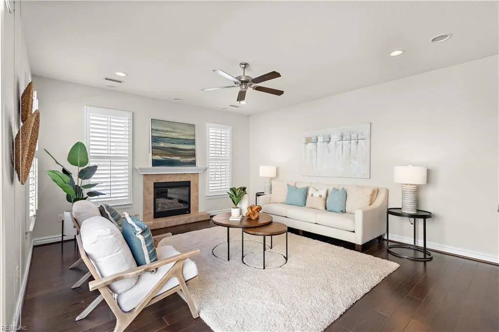 Virginia Beach, Virginia 23456, United States, 4 Bedrooms Bedrooms, ,3 BathroomsBathrooms,Residential,Active,96111