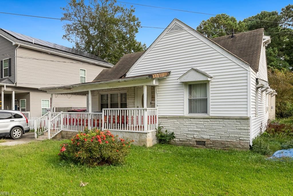 Photo of 4879 Windermere Avenue, Norfolk, VA 23513 (MLS # 10657743)