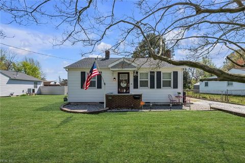 Photo of 710 James Drive, Newport News, VA 23605 (MLS # 10626788)