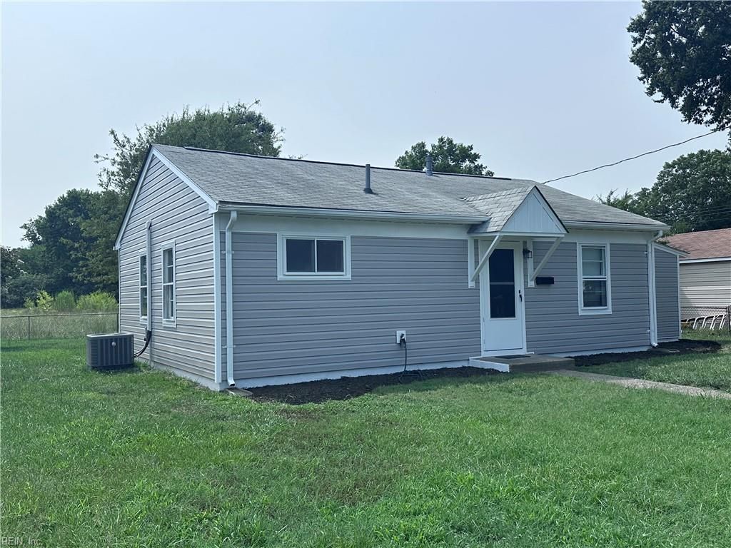 Photo of 617 Renn Road, Hampton, VA 23663 (MLS # 10644583)