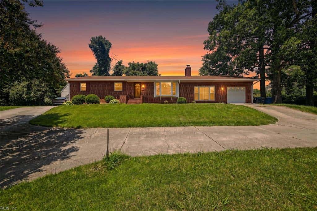 Photo of 301 Waltz Farm Drive, Williamsburg, VA 23185 (MLS # 10642496)