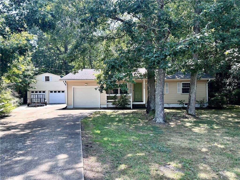 Photo of 1708 Seaford Road, Seaford, VA 23696 (MLS # 10642972)
