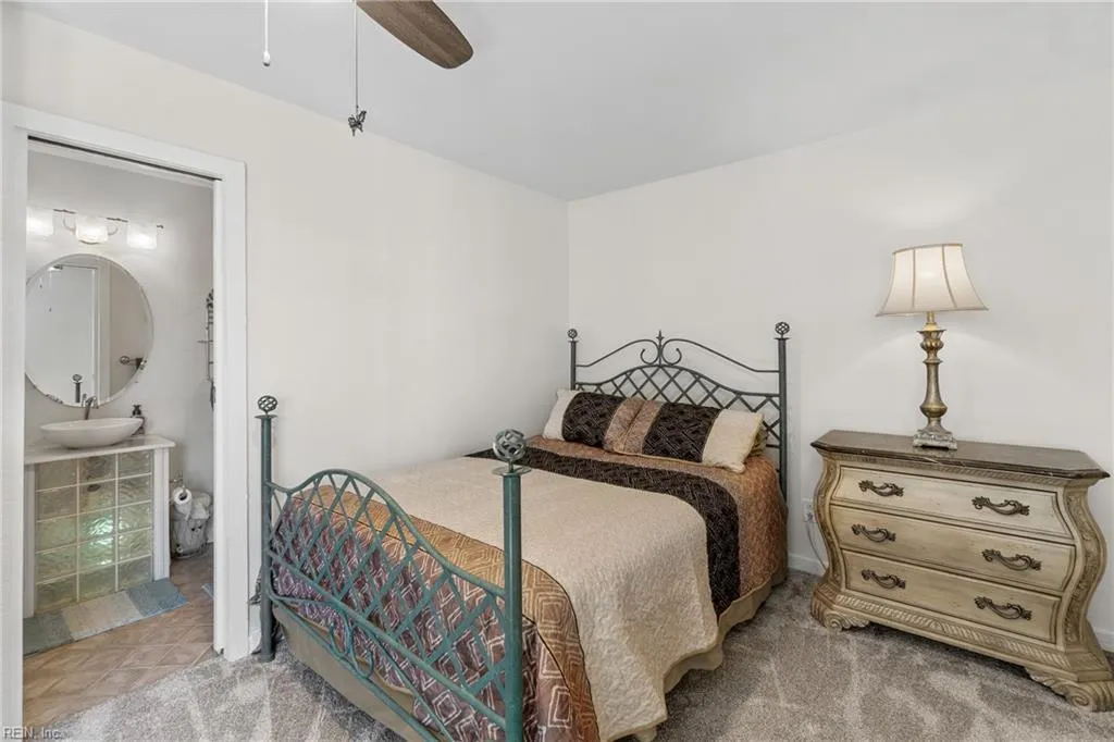 Virginia Beach, Virginia 23455, United States, 3 Bedrooms Bedrooms, ,4 BathroomsBathrooms,Residential,Active,97739