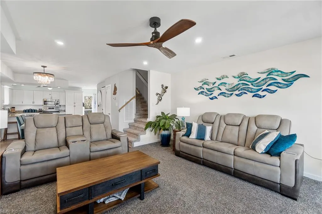 Virginia Beach, Virginia 23455, United States, 3 Bedrooms Bedrooms, ,4 BathroomsBathrooms,Residential,Active,97739