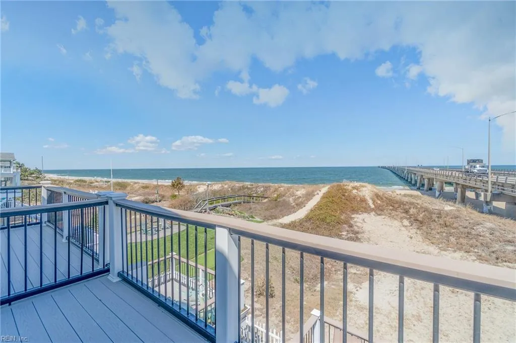 Virginia Beach, Virginia 23455, United States, 3 Bedrooms Bedrooms, ,4 BathroomsBathrooms,Residential,Active,97739