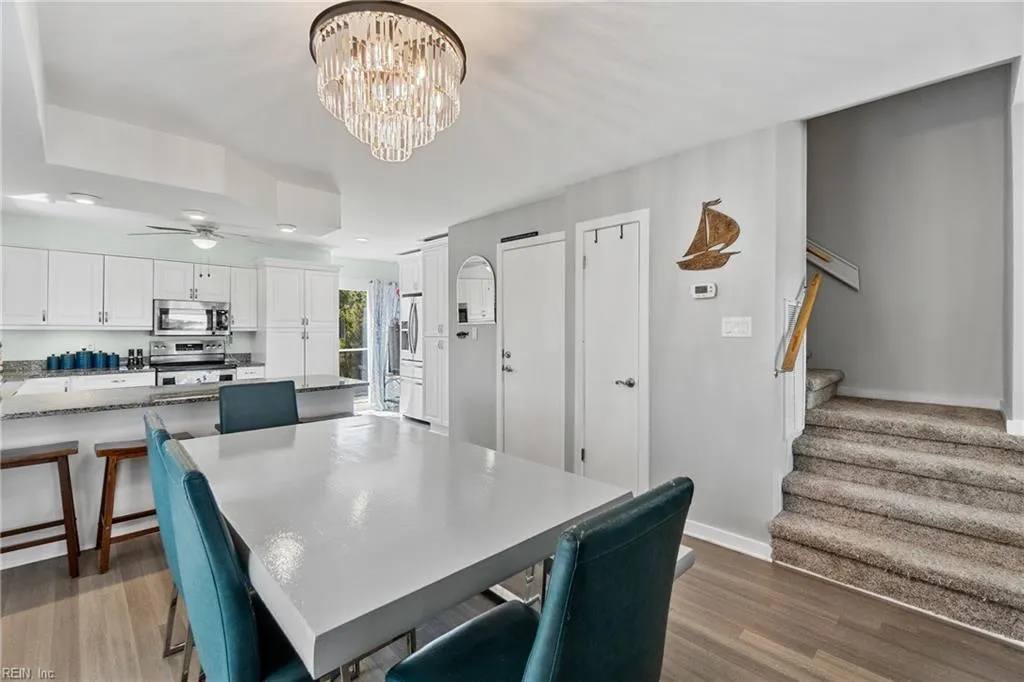 Virginia Beach, Virginia 23455, United States, 3 Bedrooms Bedrooms, ,4 BathroomsBathrooms,Residential,Active,97739