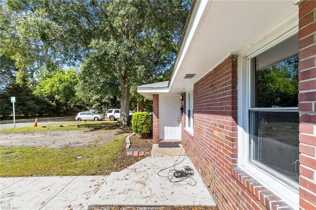 Photo of 1724 W 48th Street Street #Virginia B, Norfolk, VA 23508 (MLS # 10632721)