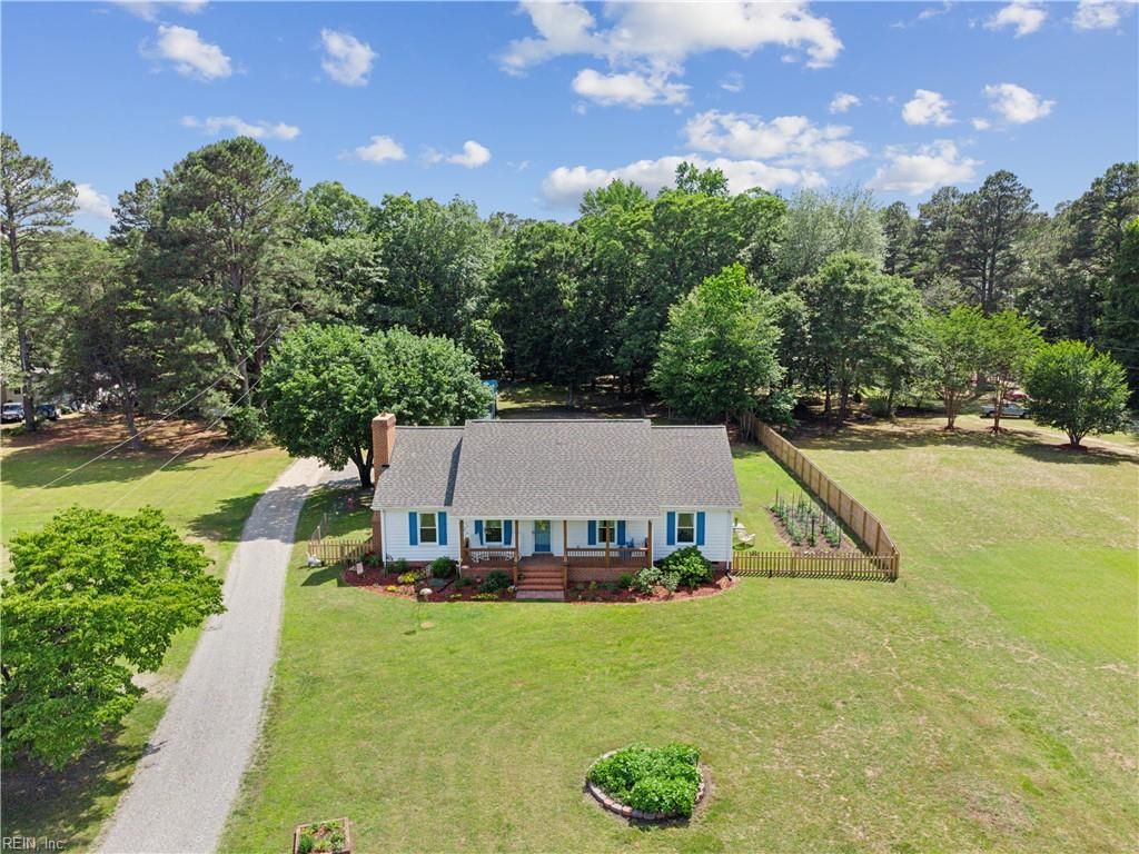 Photo of 5786 Booker Lane, Gloucester, VA 23061 (MLS # 10634791)