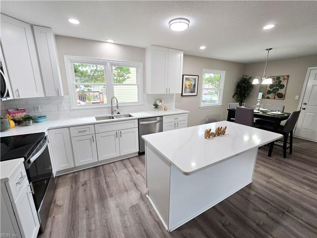 Photo of 214 Denbigh Boulevard, Newport News, VA 23608 (MLS # 10618652)