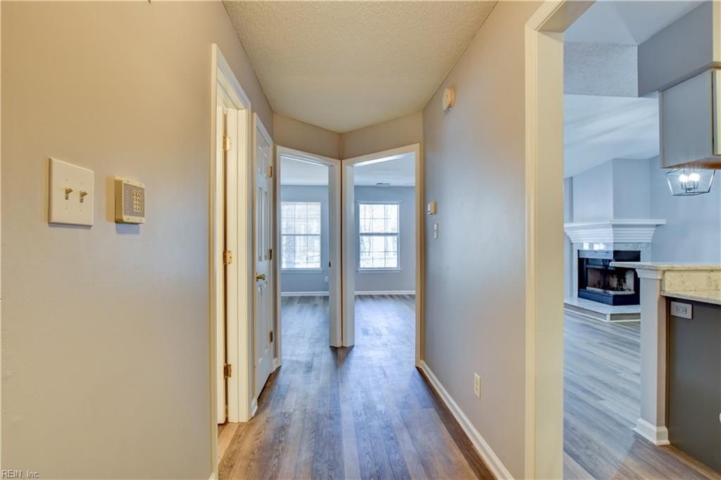 Photo of 717 Inlet Quay #G, Chesapeake, VA 23320 (MLS # 10626325)