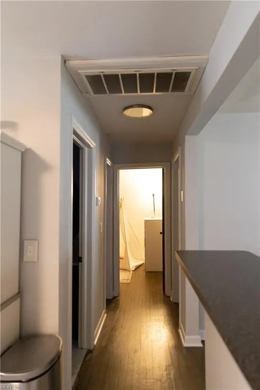 Virginia Beach, Virginia 23454, United States, 2 Bedrooms Bedrooms, ,1 BathroomBathrooms,Residential,Active,239777