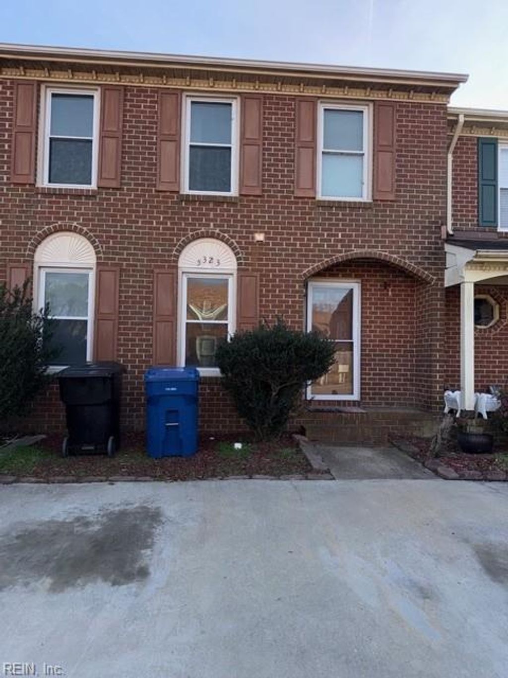 Photo of 5323 Kindlewood Drive, Virginia Beach, VA 23455 (MLS # 10615089)