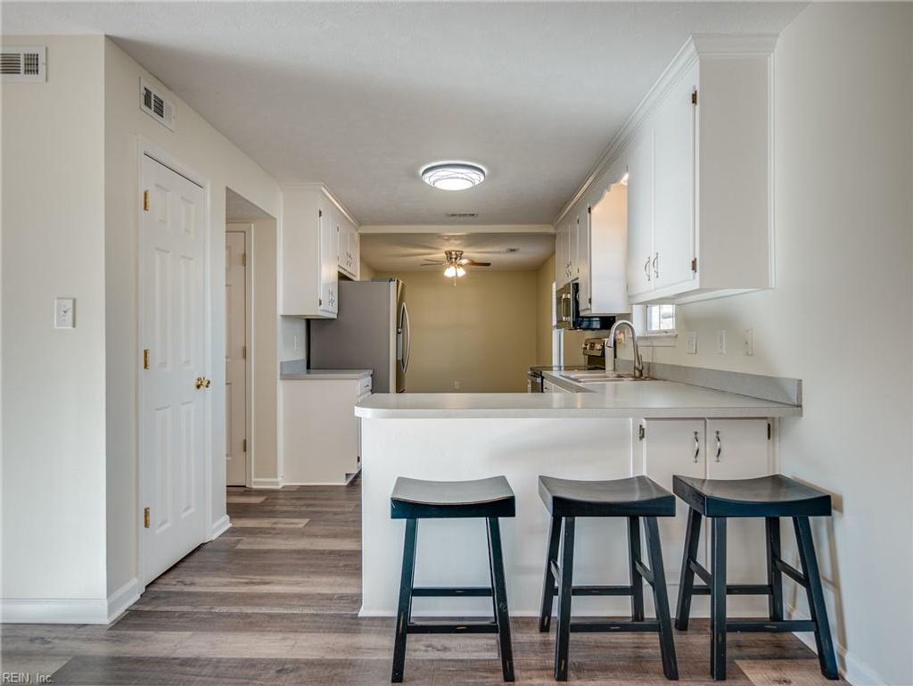 Photo of 115 Hudgins Farm Drive, Yorktown, VA 23692 (MLS # 10613796)