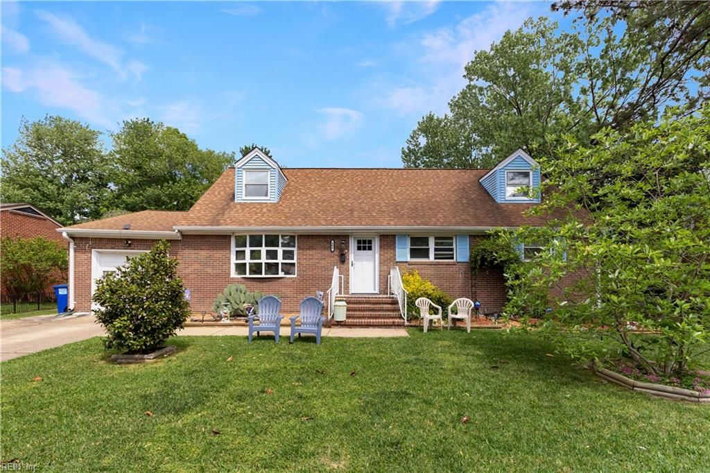 Photo of 606 Beech Drive, Newport News, VA 23601 (MLS # 10630797)