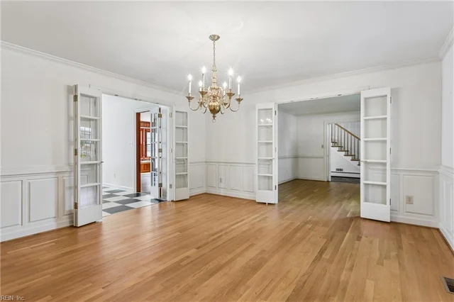 60 N Willard Avenue, photo 5 of 38