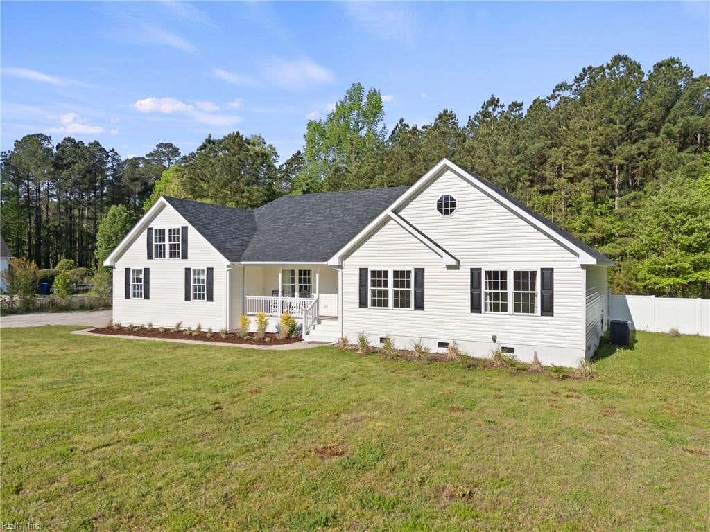 Photo of 1124 Saint Brides Road W, Chesapeake, VA 23322 (MLS # 10641375)