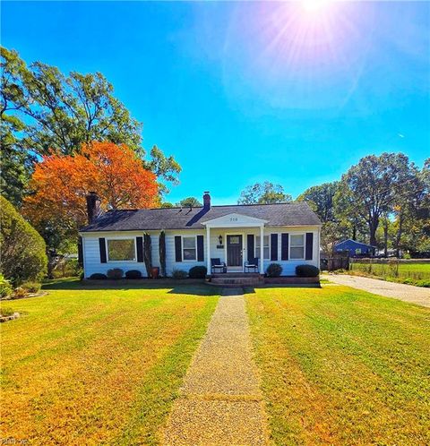 Photo of 710 Hilton Boulevard, Newport News, VA 23605 (MLS # 10607252)