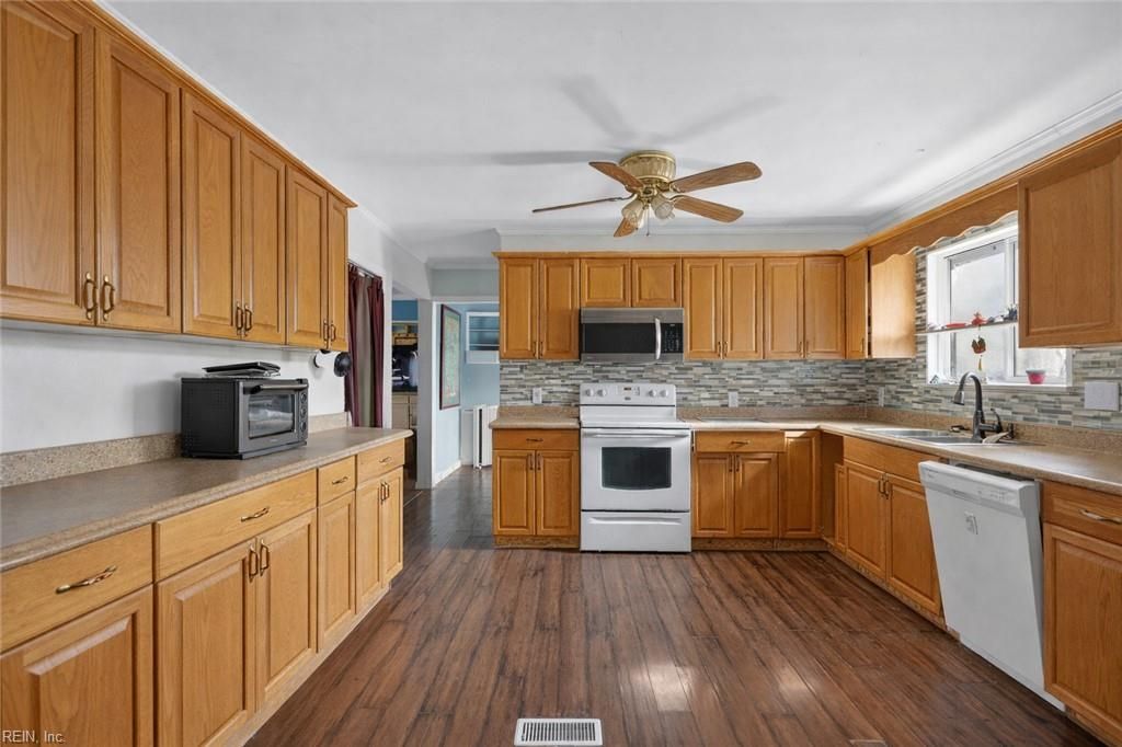 Photo of 5817 N Ottawa Road, Virginia Beach, VA 23462 (MLS # 10618345)