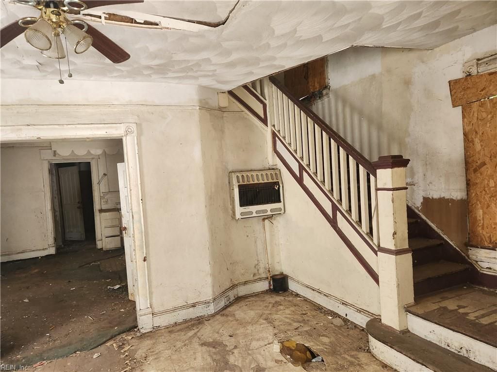 Photo of 1917 Prentis Avenue, Portsmouth, VA 23704 (MLS # 10635822)