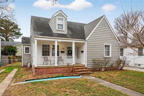 Photo for 121 W Government AVE