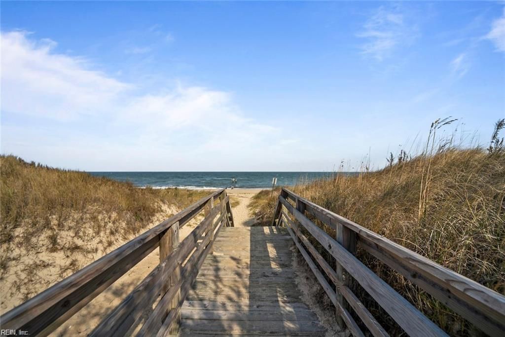 Photo of 1600 E Ocean View Ave Avenue #J, Norfolk, VA 23503 (MLS # 10627900)