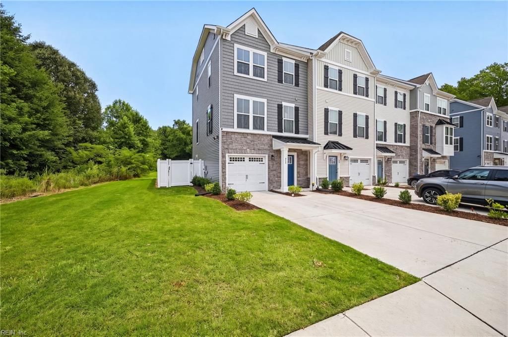 Photo of 284 Tern Avenue, Portsmouth, VA 23701 (MLS # 10644457)