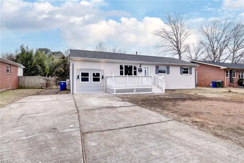 Photo of 131 Ruston Drive, Newport News, VA 23602 (MLS # 10619971)