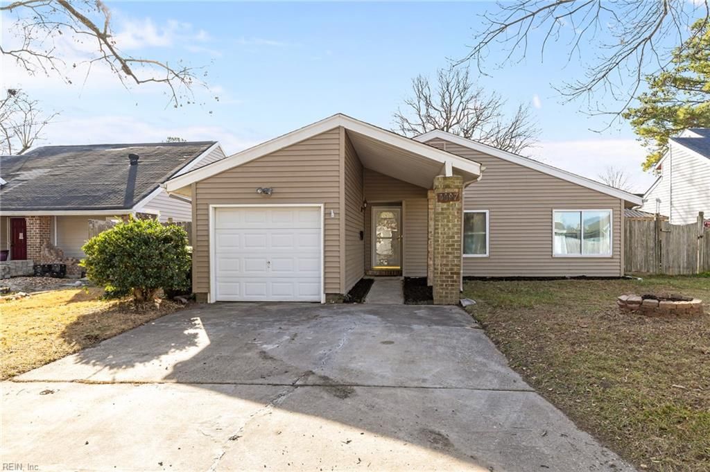 Photo of 3407 Dandelion Crescent, Virginia Beach, VA 23453 (MLS # 10615729)