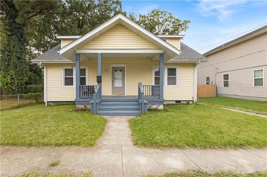 Photo of 2729 Vimy Ridge Ave Ave, Norfolk, VA 23509 (MLS # 10612535)