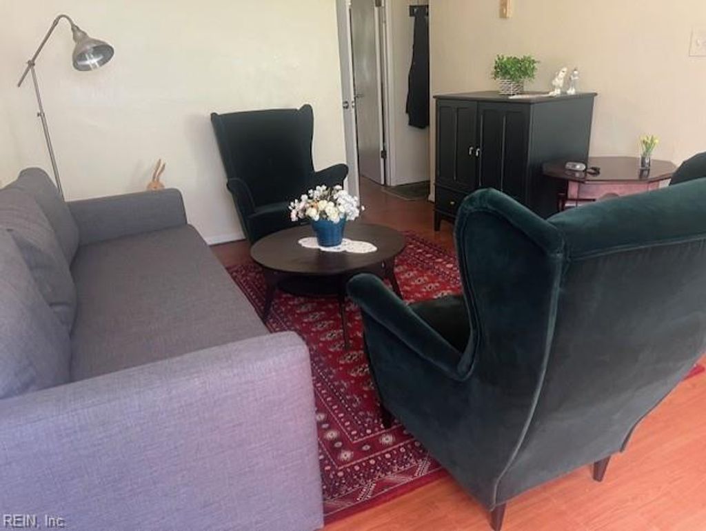 Photo of 5132 Walkers Grant Lane, Virginia Beach, VA 23455 (MLS # 10624231)