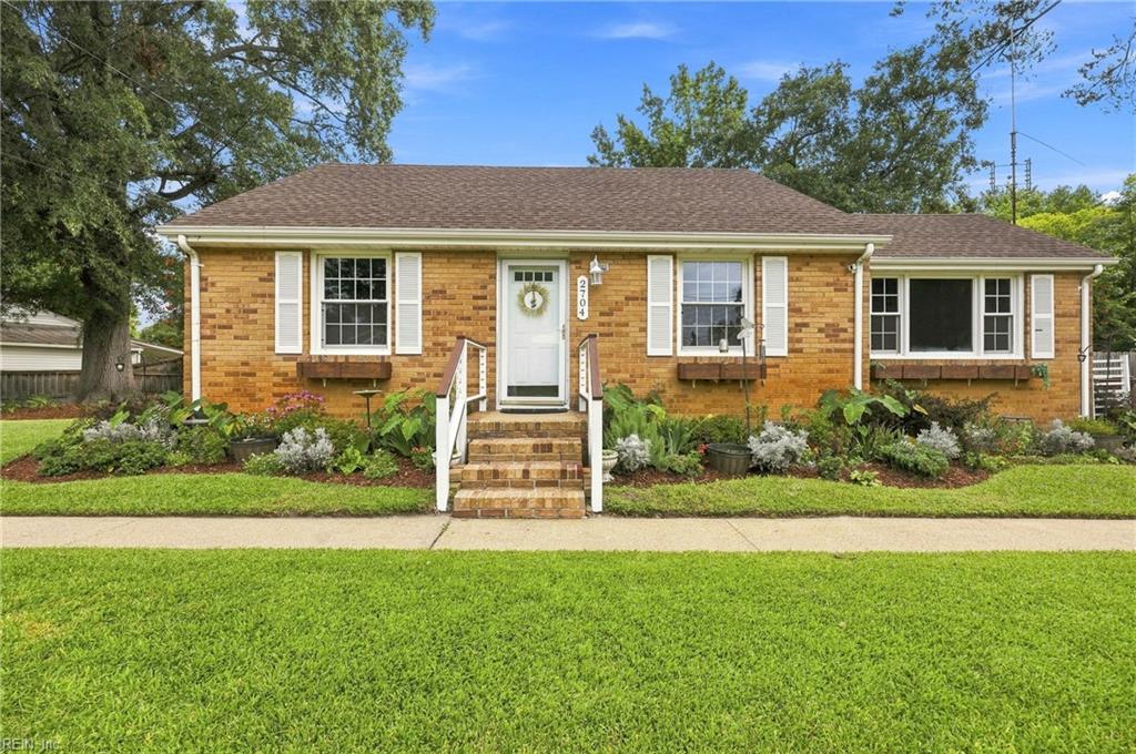 Photo of 2704 Misty Point Road, Chesapeake, VA 23323 (MLS # 10651743)