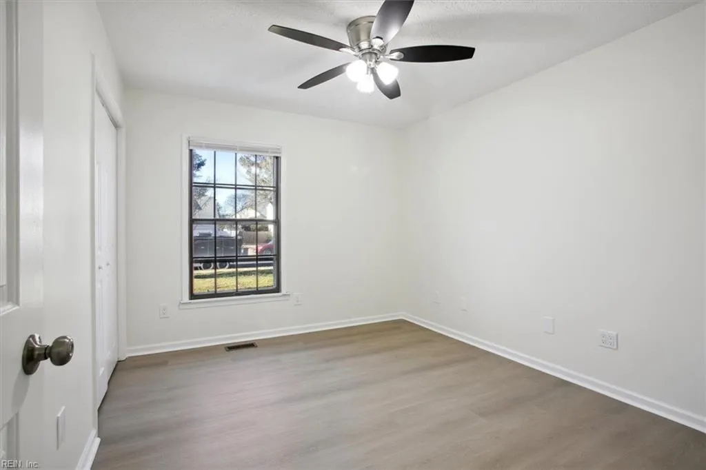 Hampton, Virginia 23666, United States, 3 Bedrooms Bedrooms, ,2 BathroomsBathrooms,Residential,Active,17342