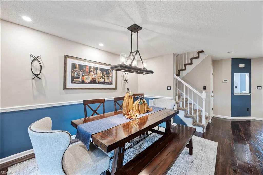 Chesapeake, Virginia 23320, United States, 3 Bedrooms Bedrooms, ,3 BathroomsBathrooms,Residential,Active,237709