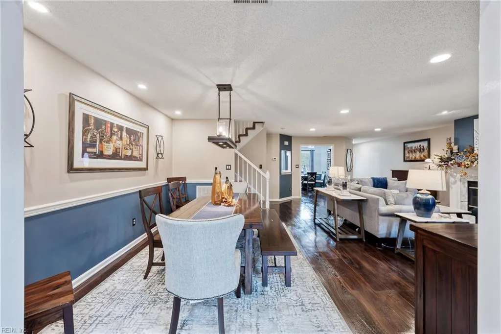 Chesapeake, Virginia 23320, United States, 3 Bedrooms Bedrooms, ,3 BathroomsBathrooms,Residential,Active,237709