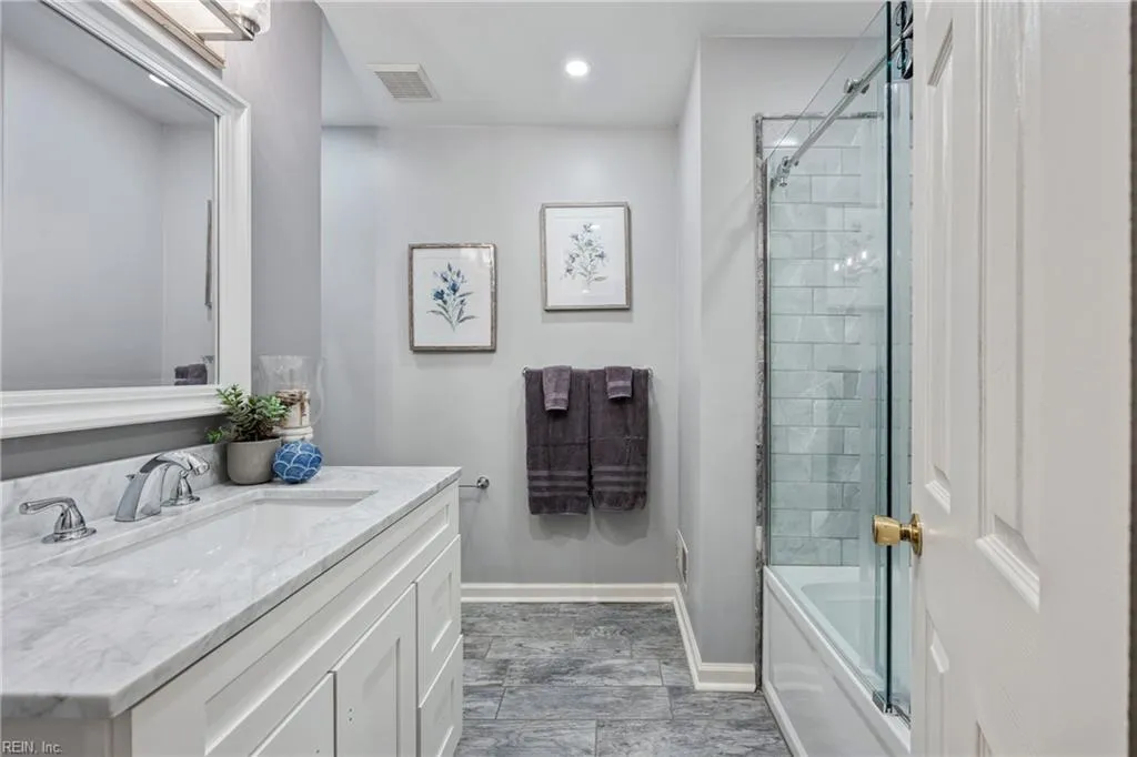 Chesapeake, Virginia 23320, United States, 3 Bedrooms Bedrooms, ,3 BathroomsBathrooms,Residential,Active,237709