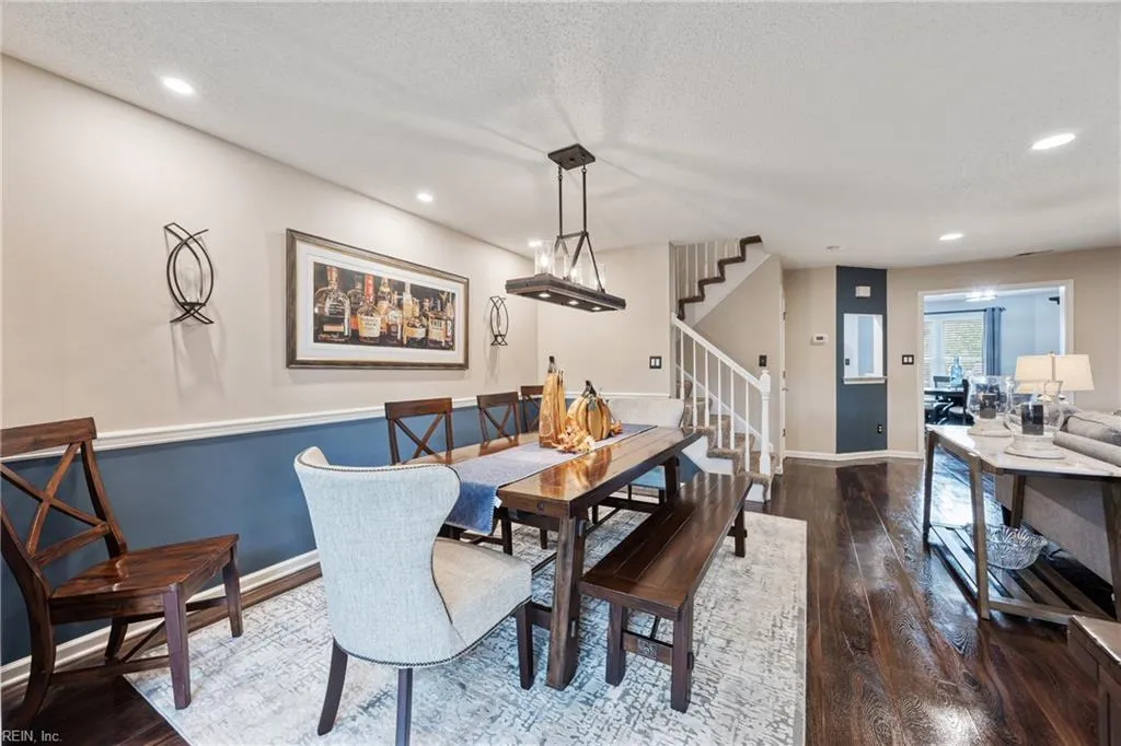 Chesapeake, Virginia 23320, United States, 3 Bedrooms Bedrooms, ,3 BathroomsBathrooms,Residential,Active,237709