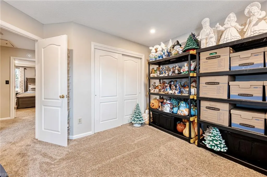 Chesapeake, Virginia 23320, United States, 3 Bedrooms Bedrooms, ,3 BathroomsBathrooms,Residential,Active,237709