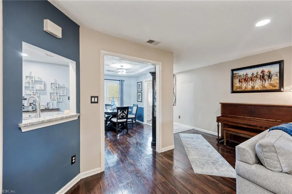 Chesapeake, Virginia 23320, United States, 3 Bedrooms Bedrooms, ,3 BathroomsBathrooms,Residential,Active,237709