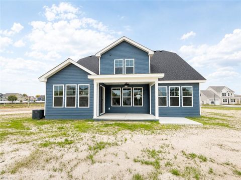 Photo of 23 Mulligan Lane, Suffolk, VA 23434 (MLS # 10634394)