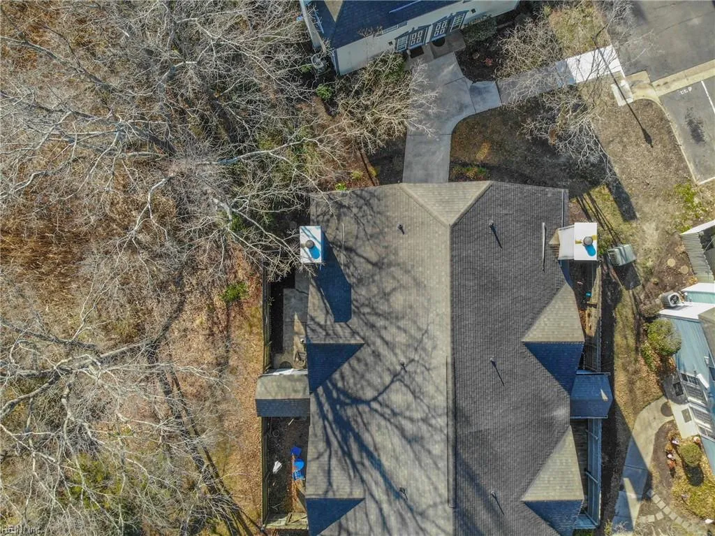 Virginia Beach, Virginia 23462, United States, 2 Bedrooms Bedrooms, ,3 BathroomsBathrooms,Residential,Pending,9254