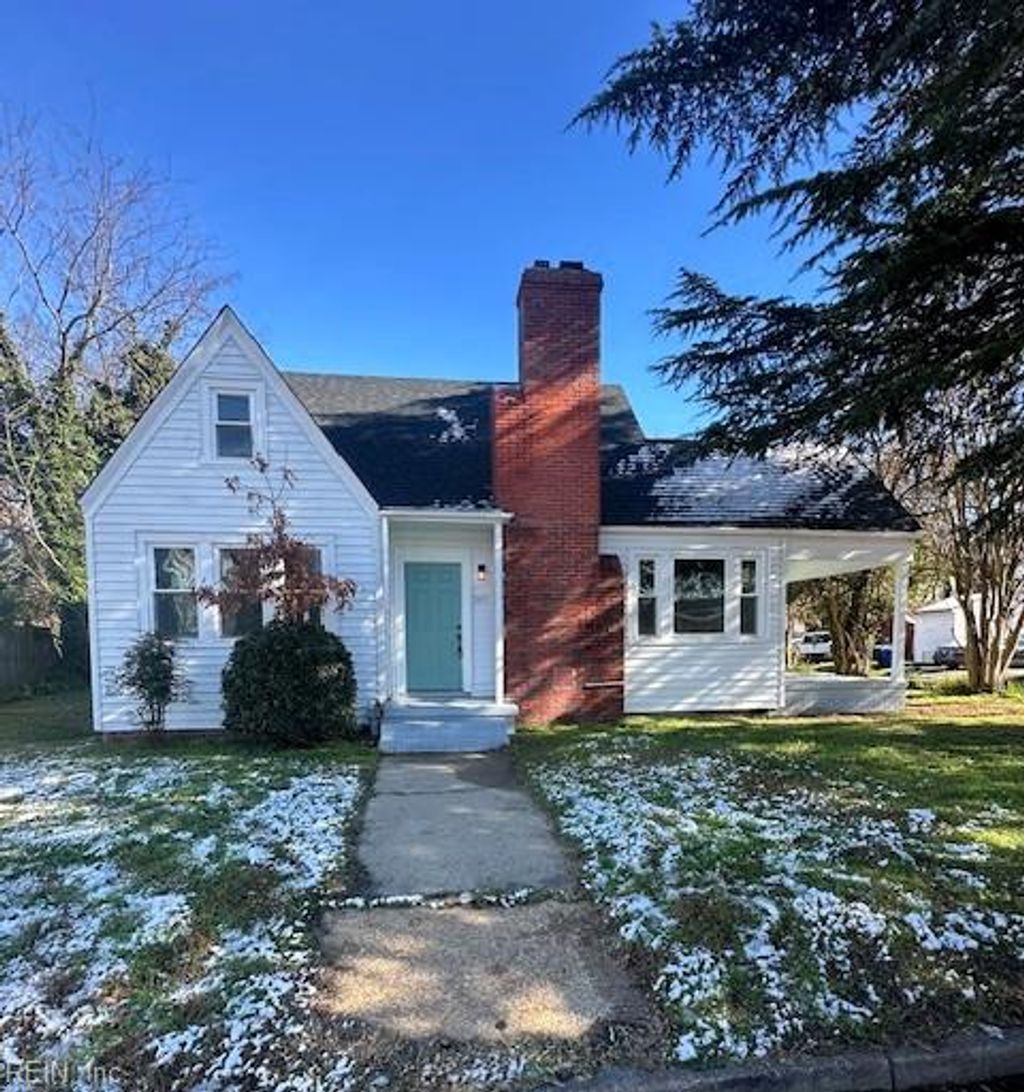 Photo of 2317 Chestnut Street, Portsmouth, VA 23704 (MLS # 10613682)