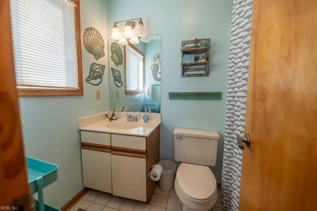 Duck, North Carolina 27949, United States, 2 Bedrooms Bedrooms, ,3 BathroomsBathrooms,Residential,Active,11282