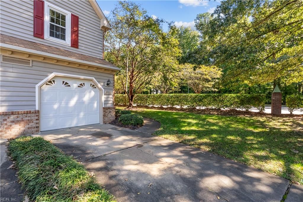 Photo of 801 Rivanna River Reach, Chesapeake, VA 23320 (MLS # 10605830)