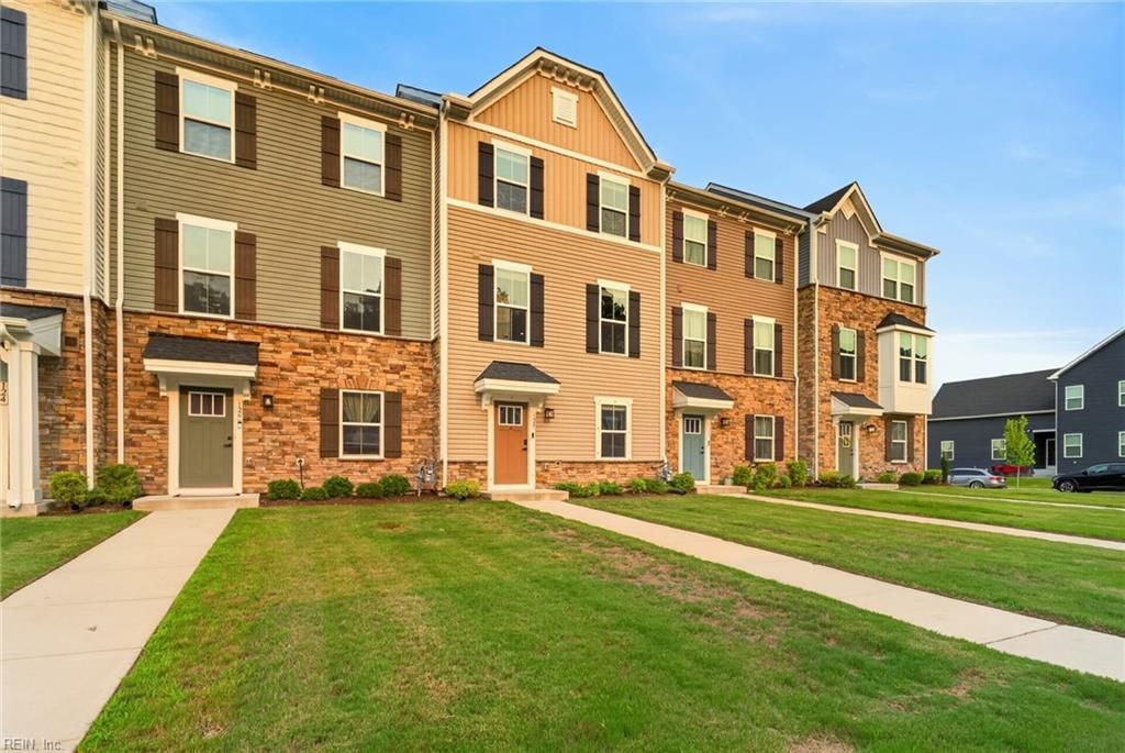 Photo of 128 Fishermans Way #15C, Poquoson, VA 23662 (MLS # 10644593)