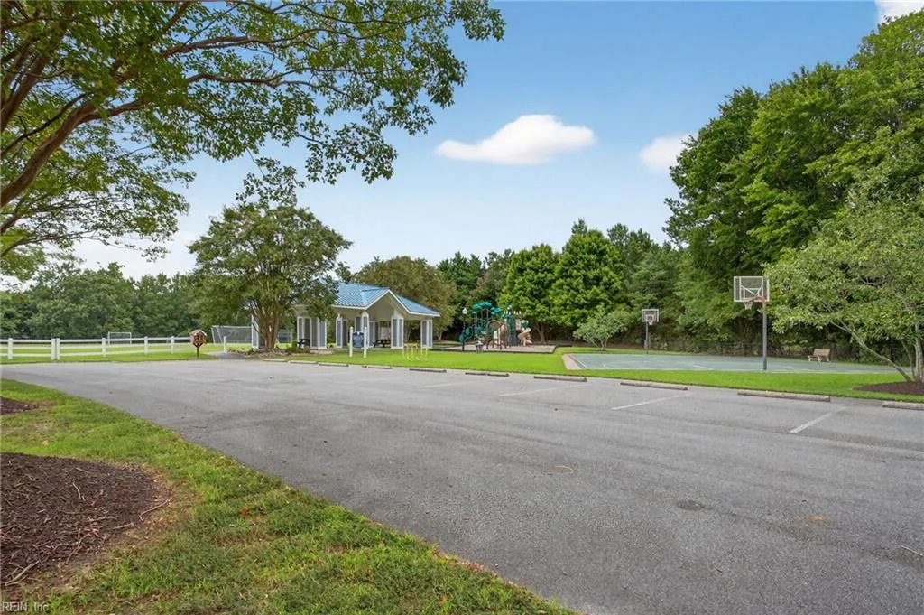 Smithfield, Virginia 23430, United States, 5 Bedrooms Bedrooms, ,3 BathroomsBathrooms,Residential,Active,207377