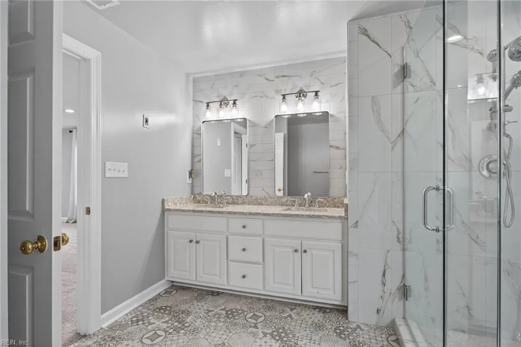 Smithfield, Virginia 23430, United States, 5 Bedrooms Bedrooms, ,3 BathroomsBathrooms,Residential,Active,207377