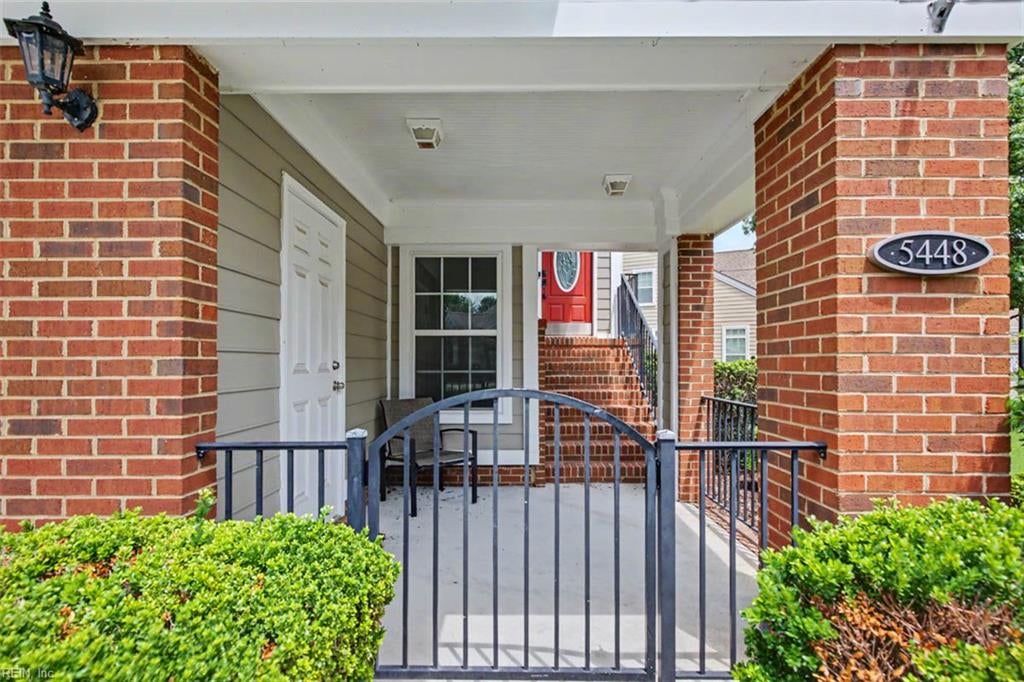 Photo of 5448 Paperwhite Lane, Virginia Beach, VA 23455 (MLS # 10648074)
