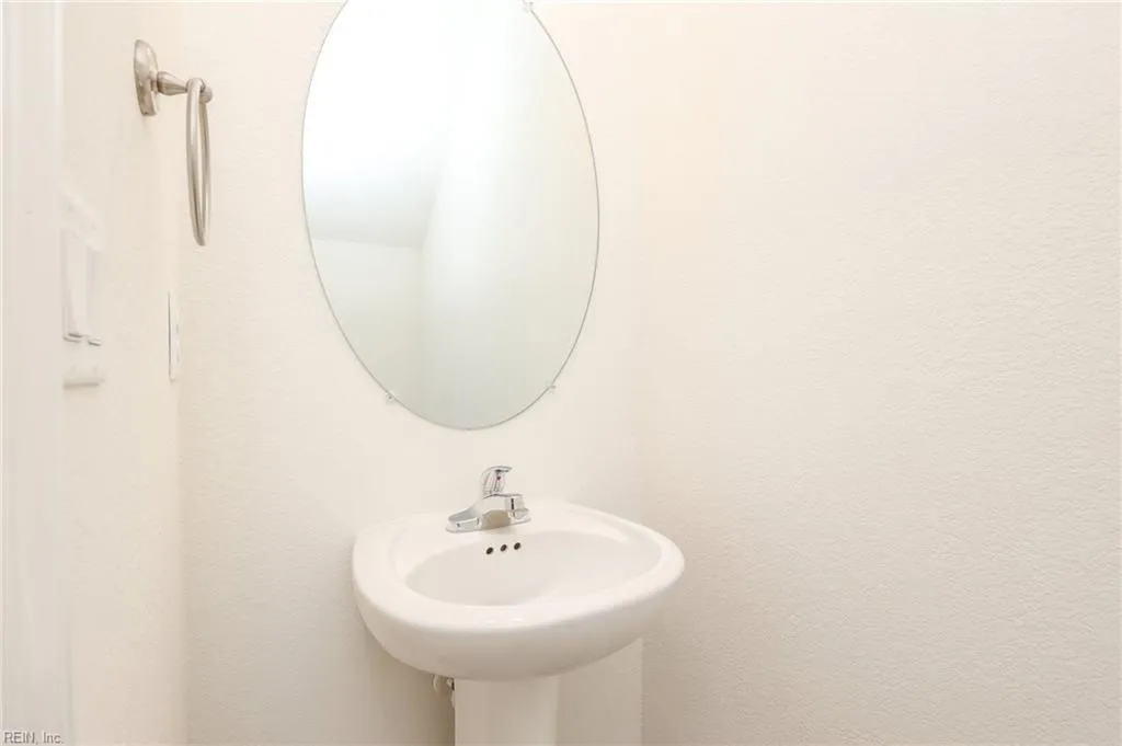 Suffolk, Virginia 23435, United States, 3 Bedrooms Bedrooms, ,3 BathroomsBathrooms,Residential,Active,94806