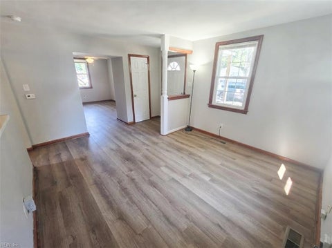 Photo of 40 Culpepper Avenue, Newport News, VA 23606 (MLS # 10652305)